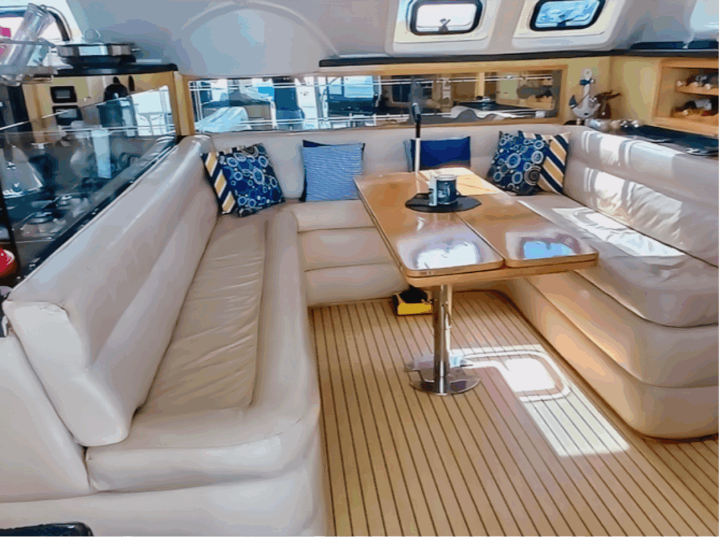 au bord de catamaran